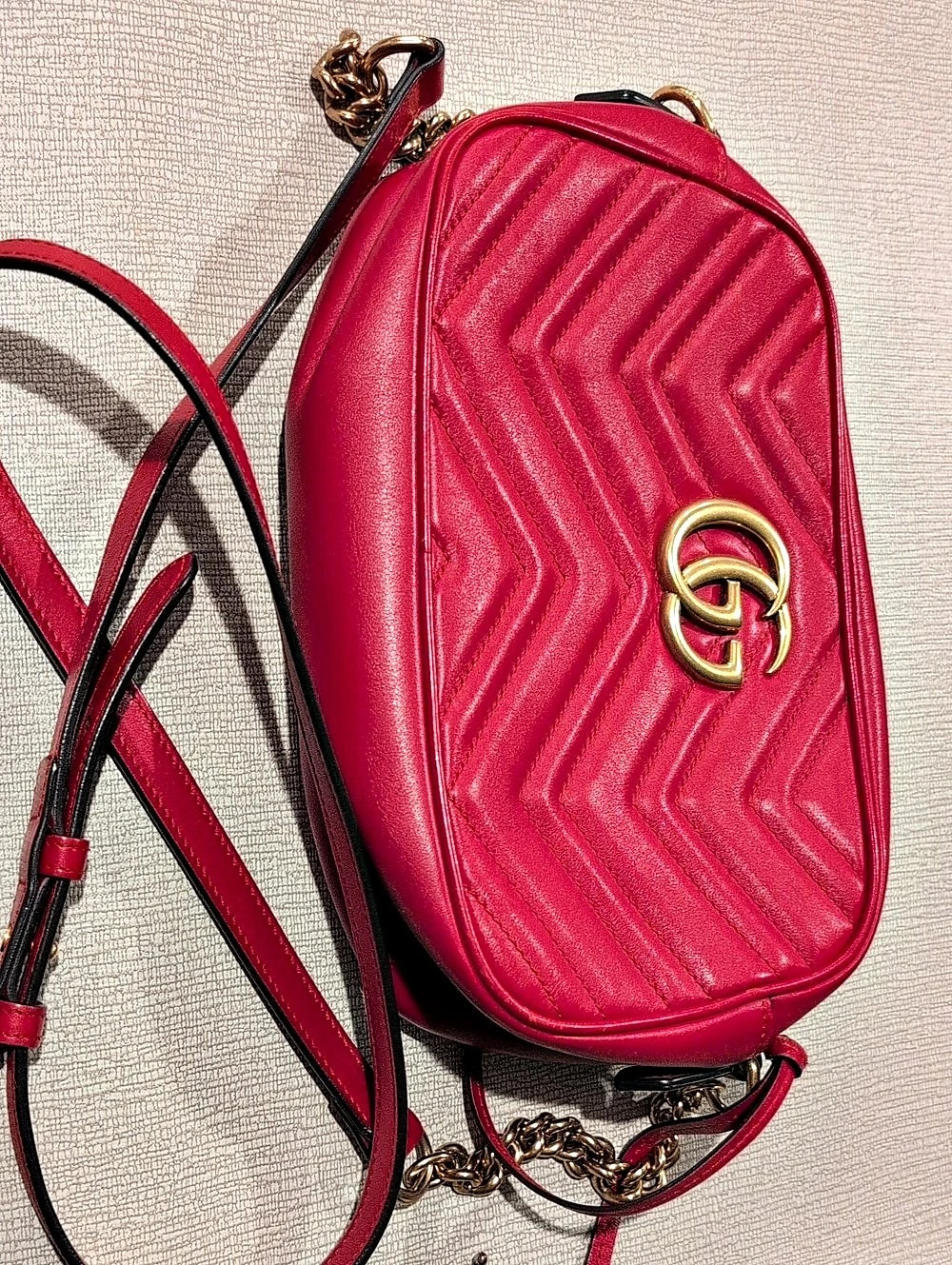 Gucci GG Marmont Red Crossbody Bag